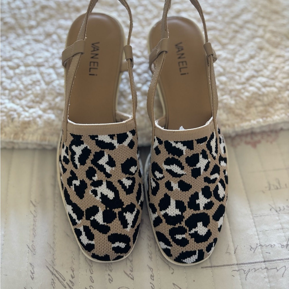 Vaneli Women's Leopard Print Slingback Shoes - Black and Tan